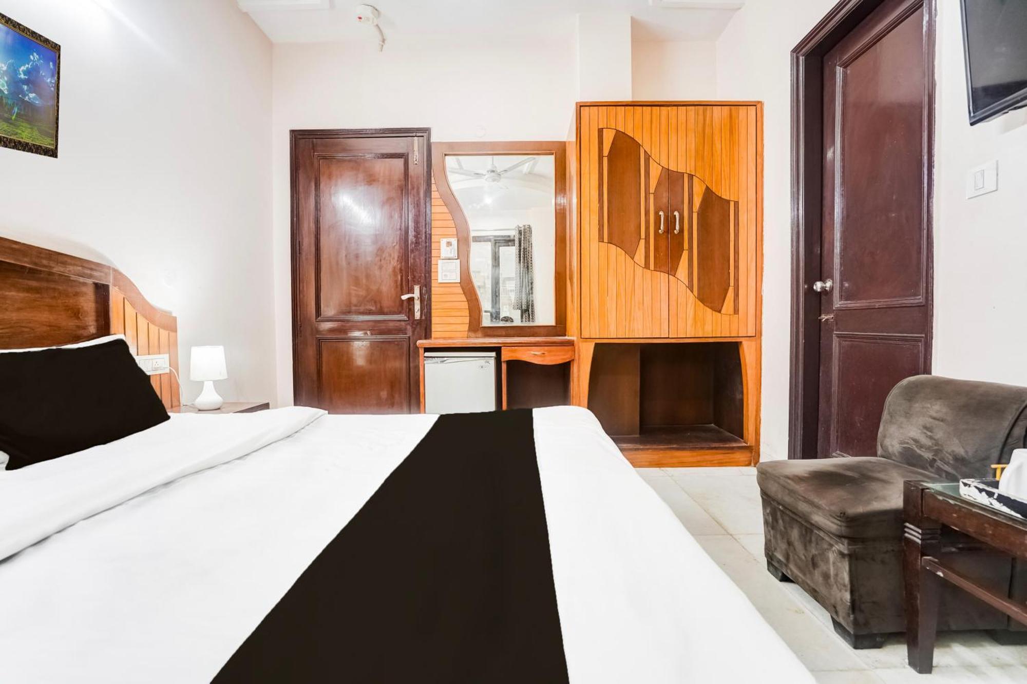 Fabhotel De Gold نيودلهي المظهر الخارجي الصورة